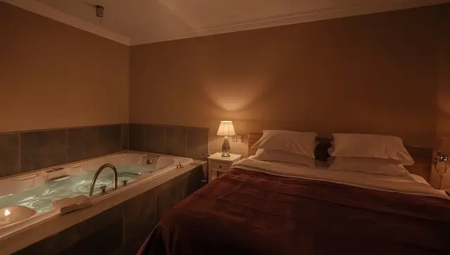 Illustration générée, pas une photo — Love room Suite Cosy Jacuzzi Troyes - Secrets d'Ana à Troyes